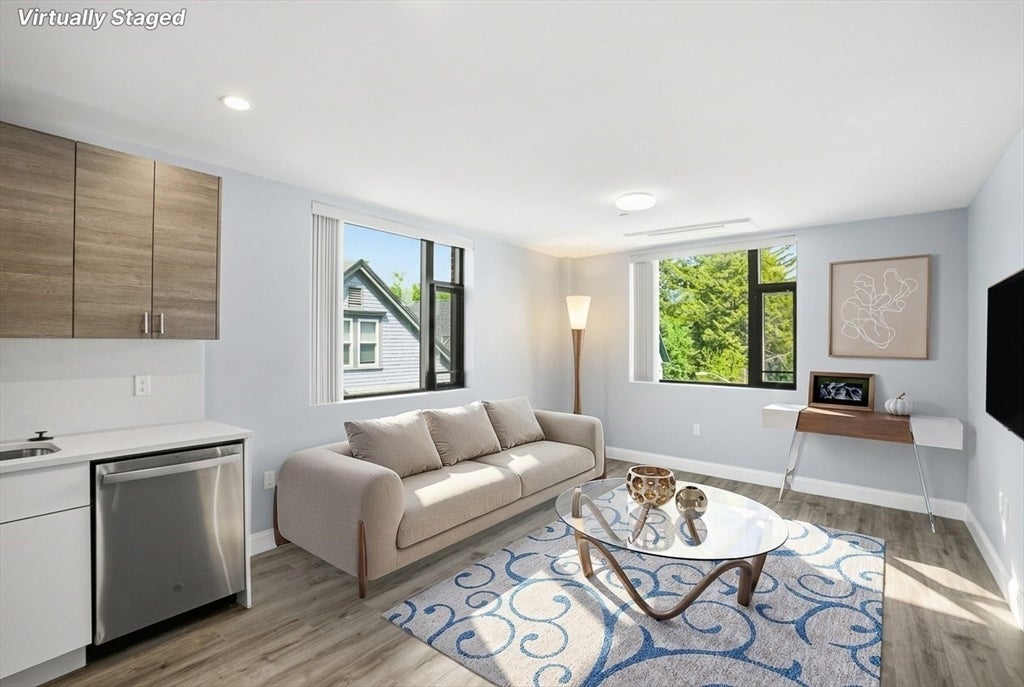 632 Centre St #203, Boston, MA, 632 Centre St #203, Boston, MA Photo #7