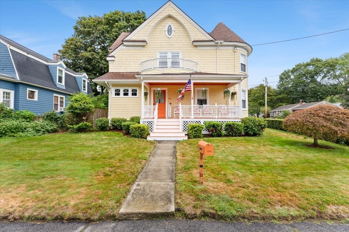 220 Smith St, North Attleboro, MA, 220 Smith St, North Attleboro, MA Photo #2