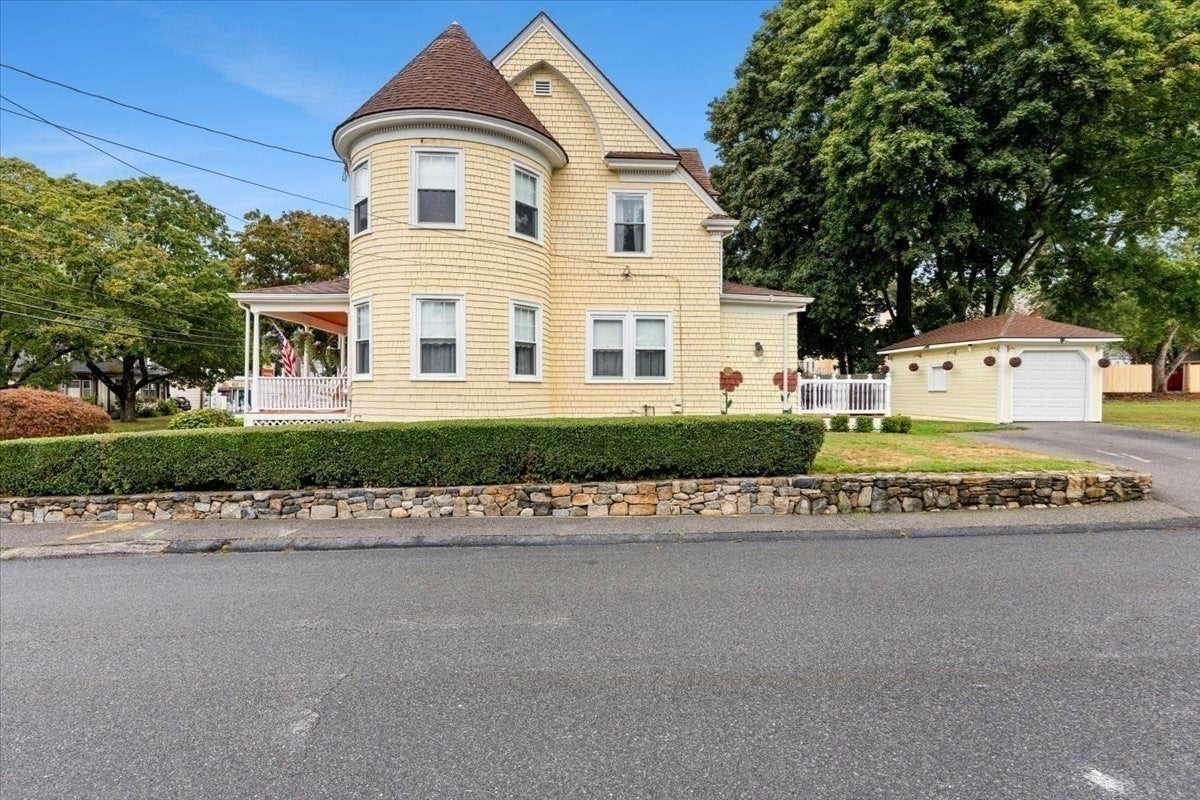 220 Smith St, North Attleboro, MA, 220 Smith St, North Attleboro, MA Photo #4