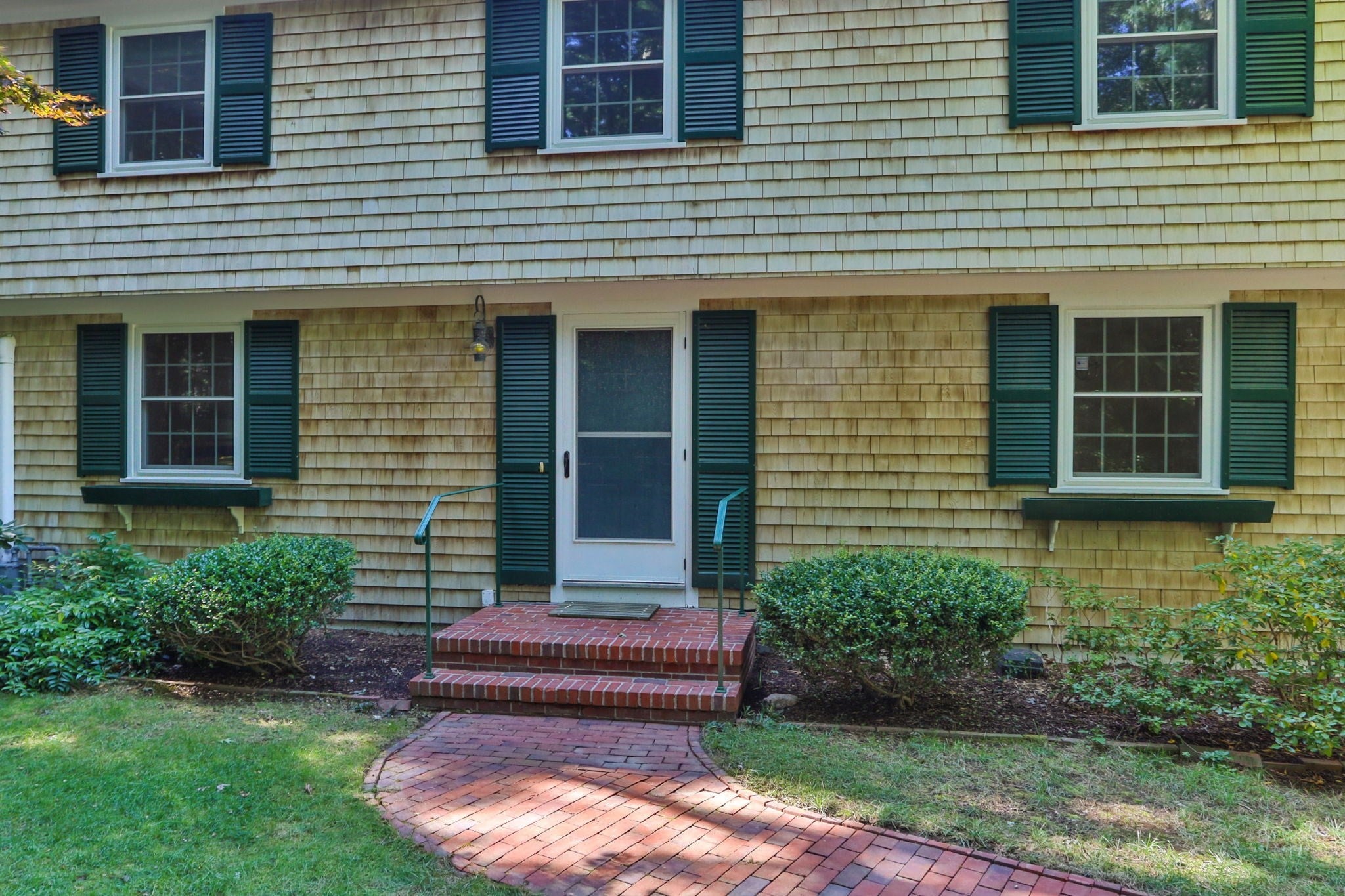 16 Greengate Road