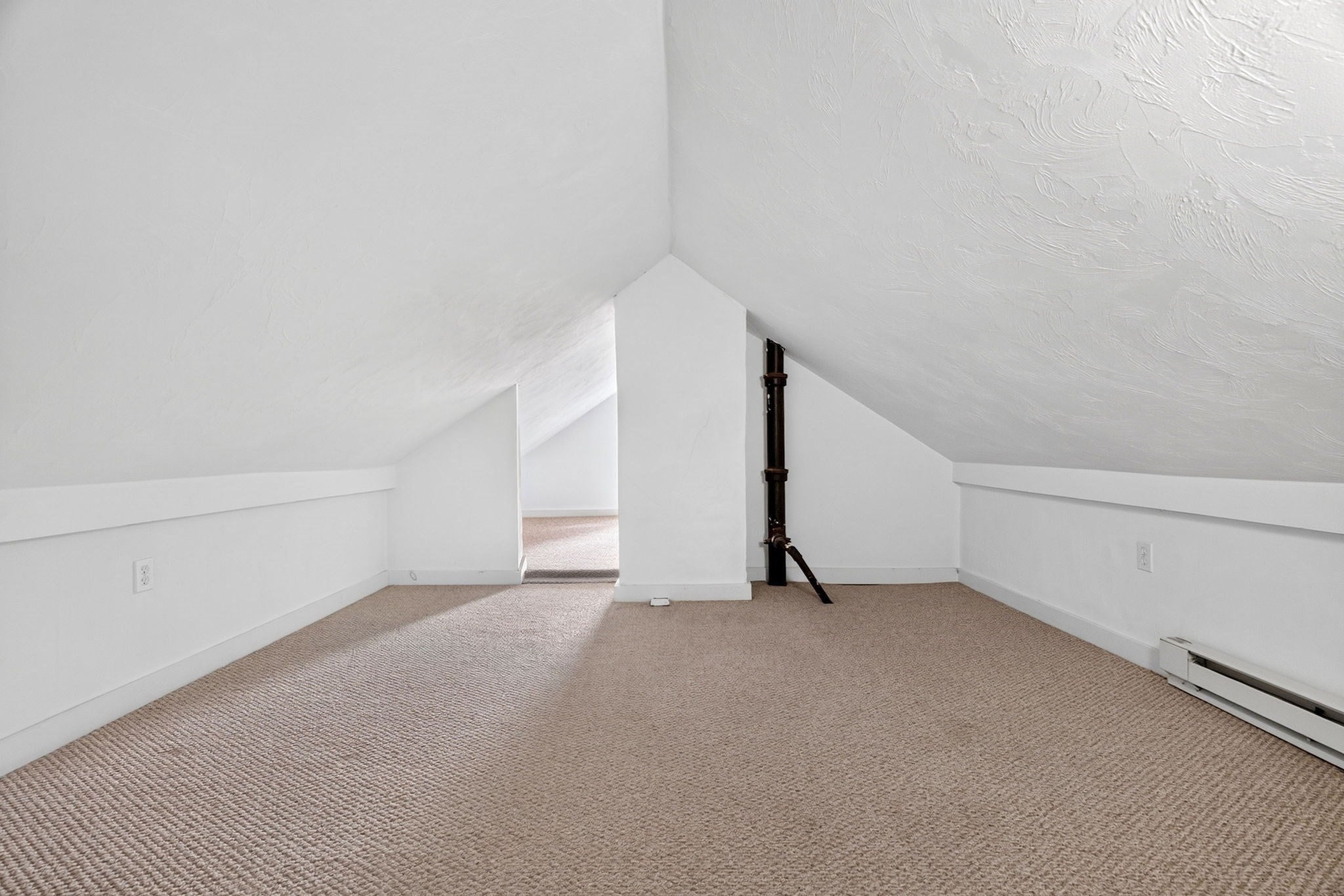 122 W Wyoming Ave #C, Melrose, MA Photo #11