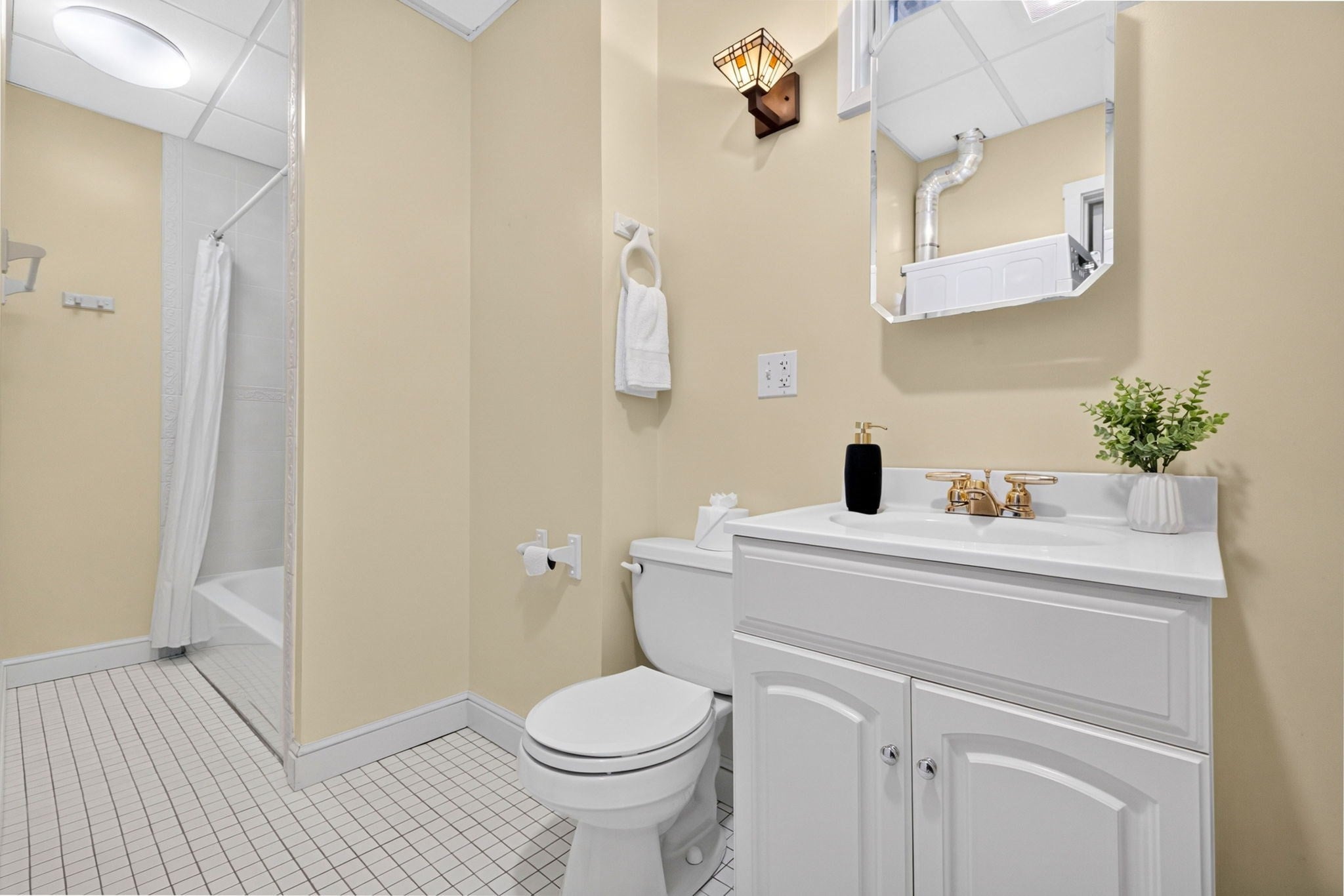 122 W Wyoming Ave #C, Melrose, MA Photo #21