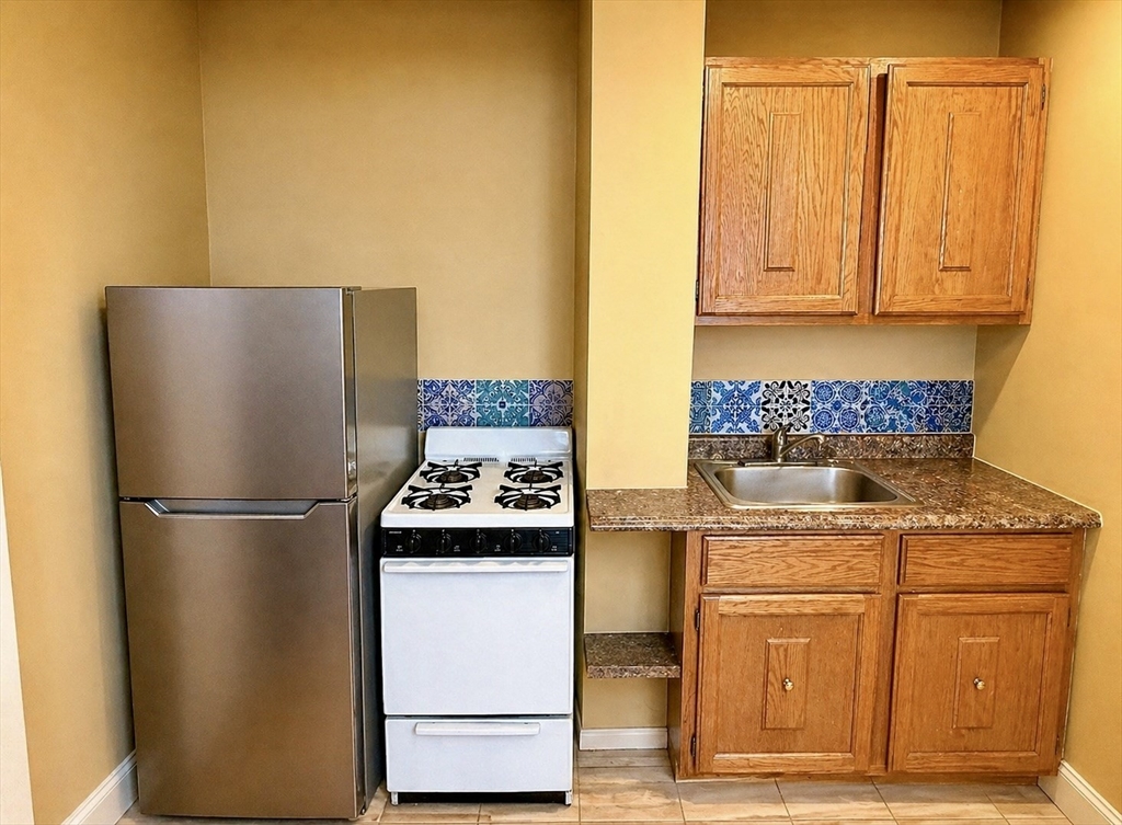 1253 Beacon Street C3