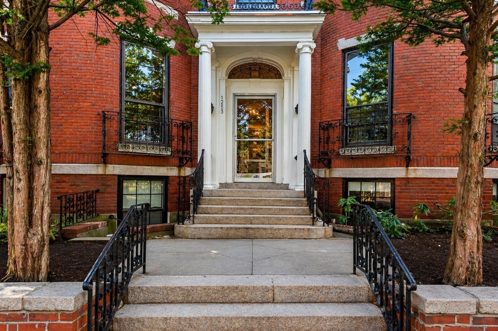 1253 Beacon Street C3