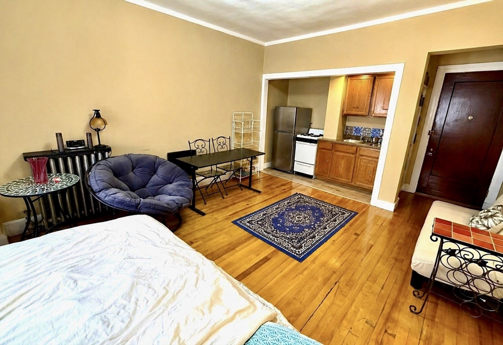 1253 Beacon Street C3