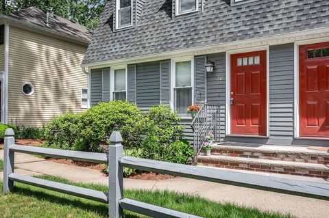 718 Wellman Ave 718 Chelmsford MA 01863