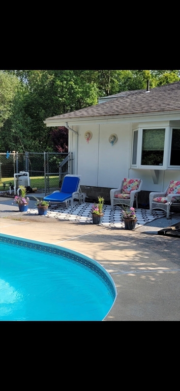 81 Florida Ave, Bellingham, MA, 81 Florida Ave, Bellingham, MA Photo #33