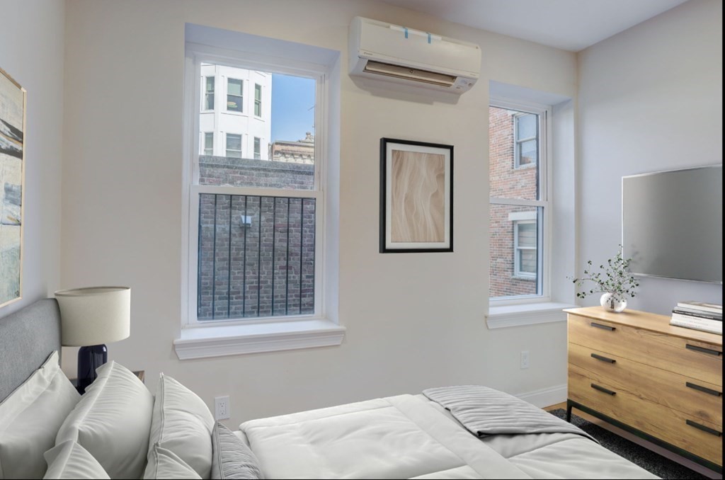 15-19 Bartlett Pl. 1