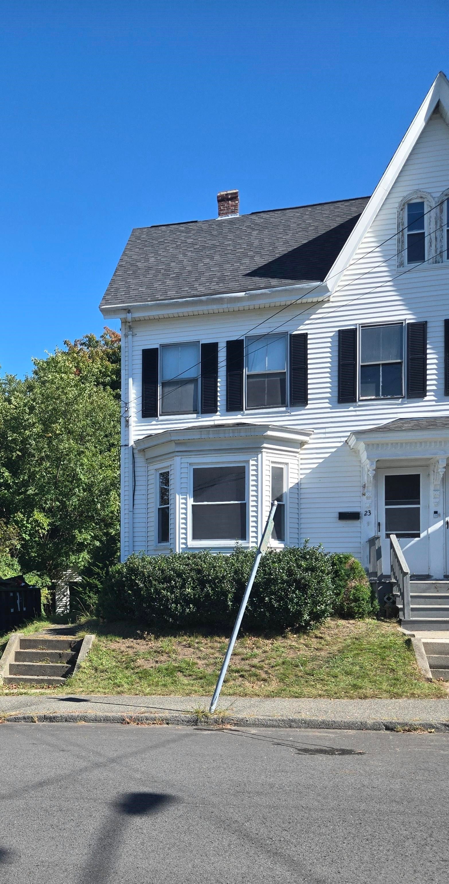 23 Merrimack St #1, North Andover, MA Photo #2