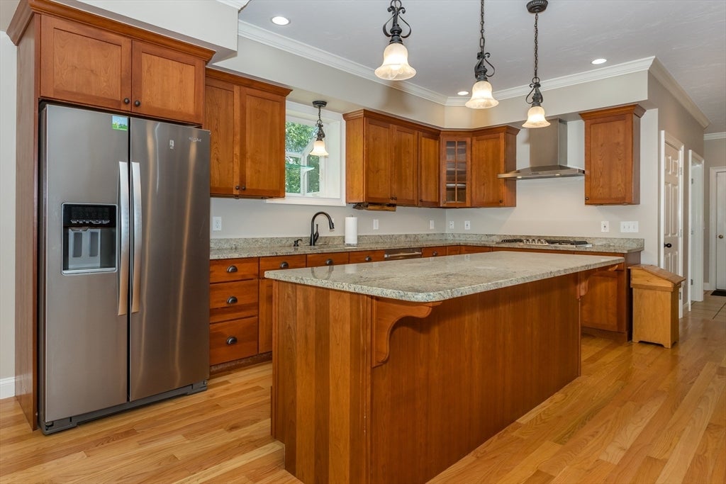 512 Fresh Meadow Ln, Dighton, MA Photo #5