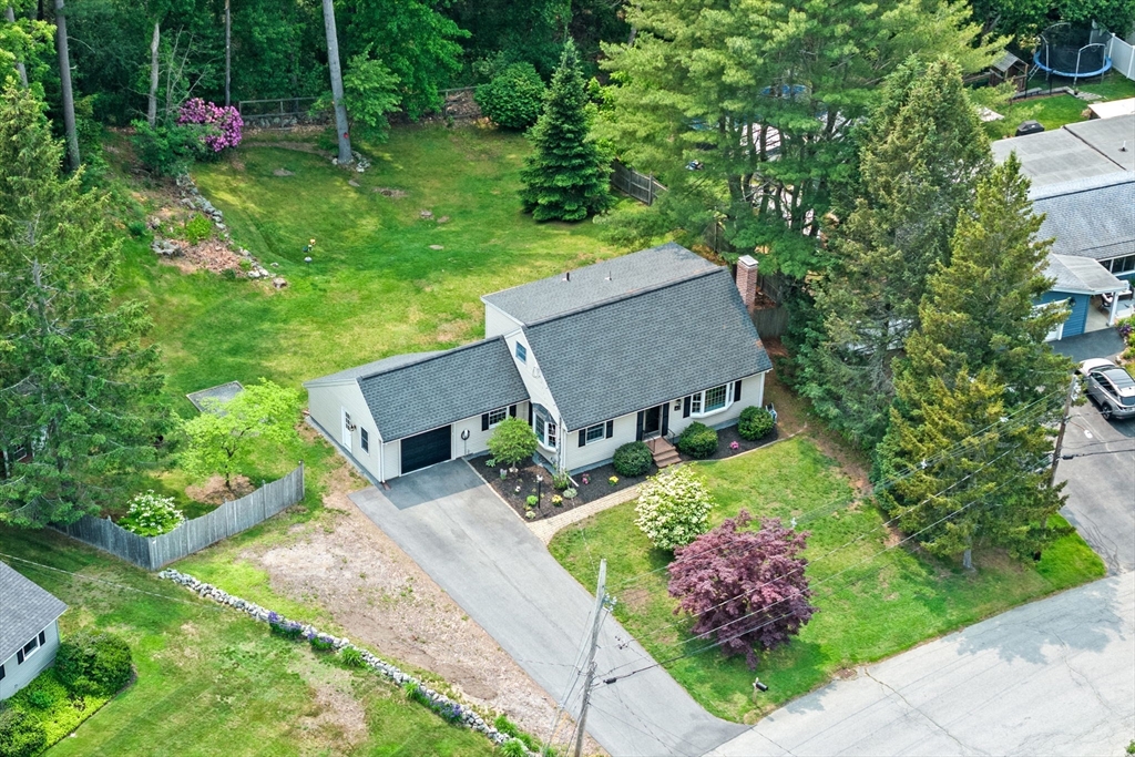 42 Howe St