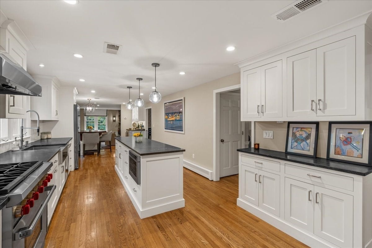 19 Whitney Woods Lane