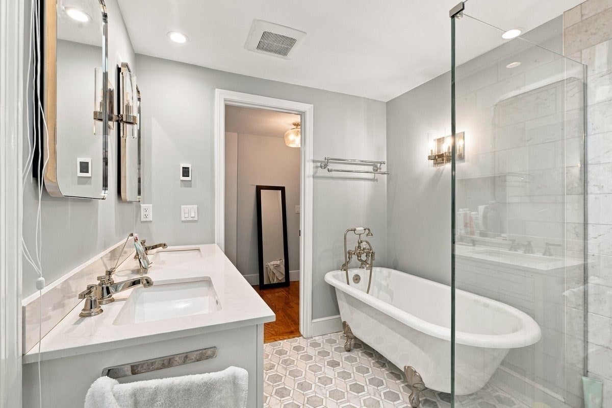 19 Whitney Woods Lane, Cohasset, MA Photo #13