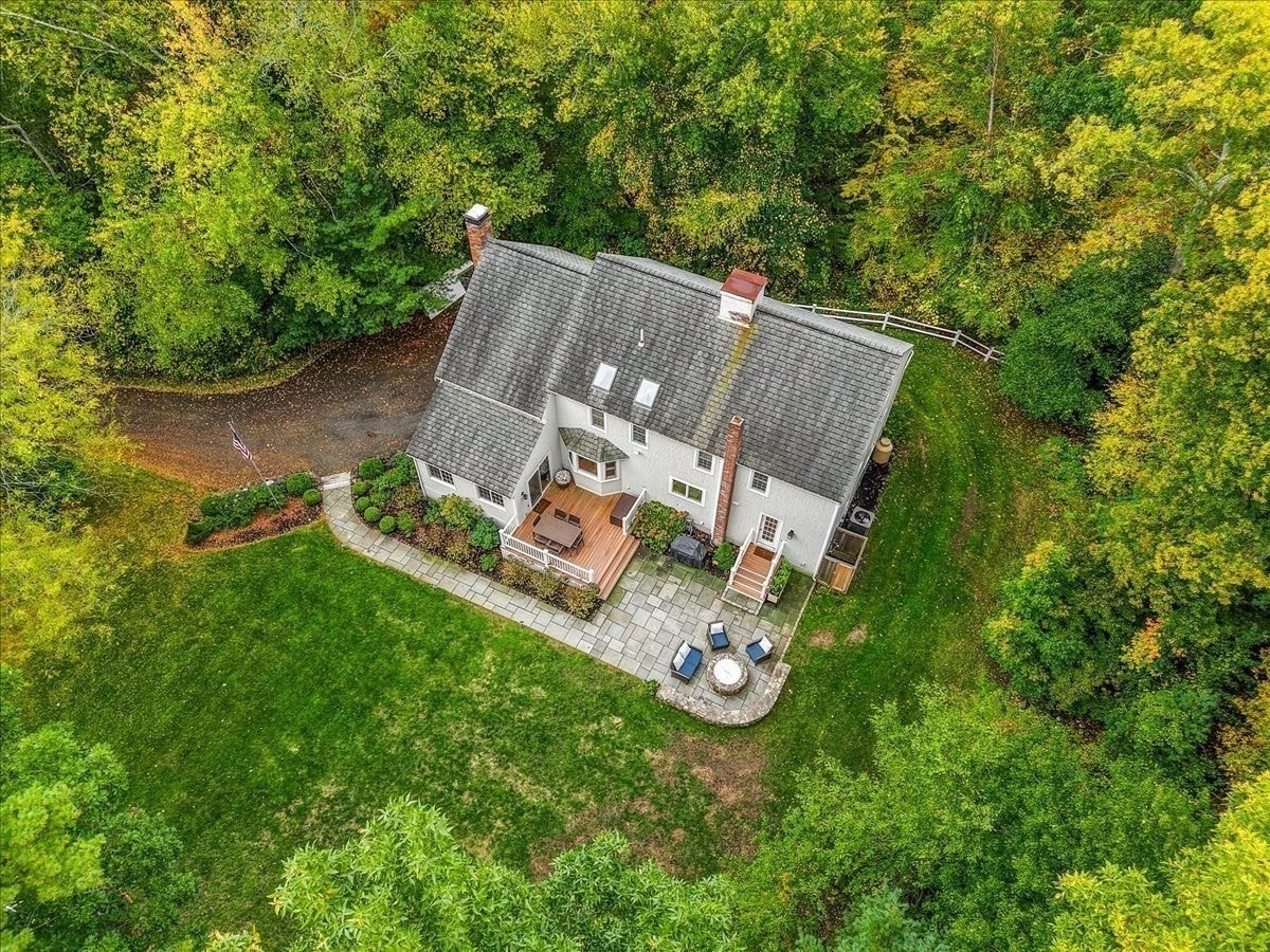 19 Whitney Woods Lane, Cohasset, MA Photo #23