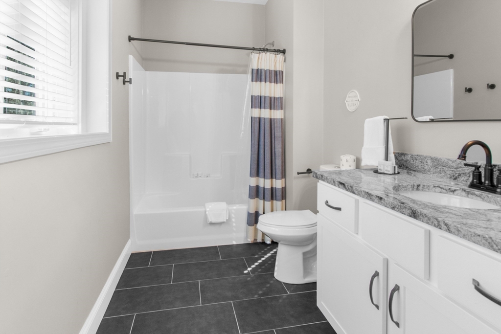 137-138 Sandy Beach Rd