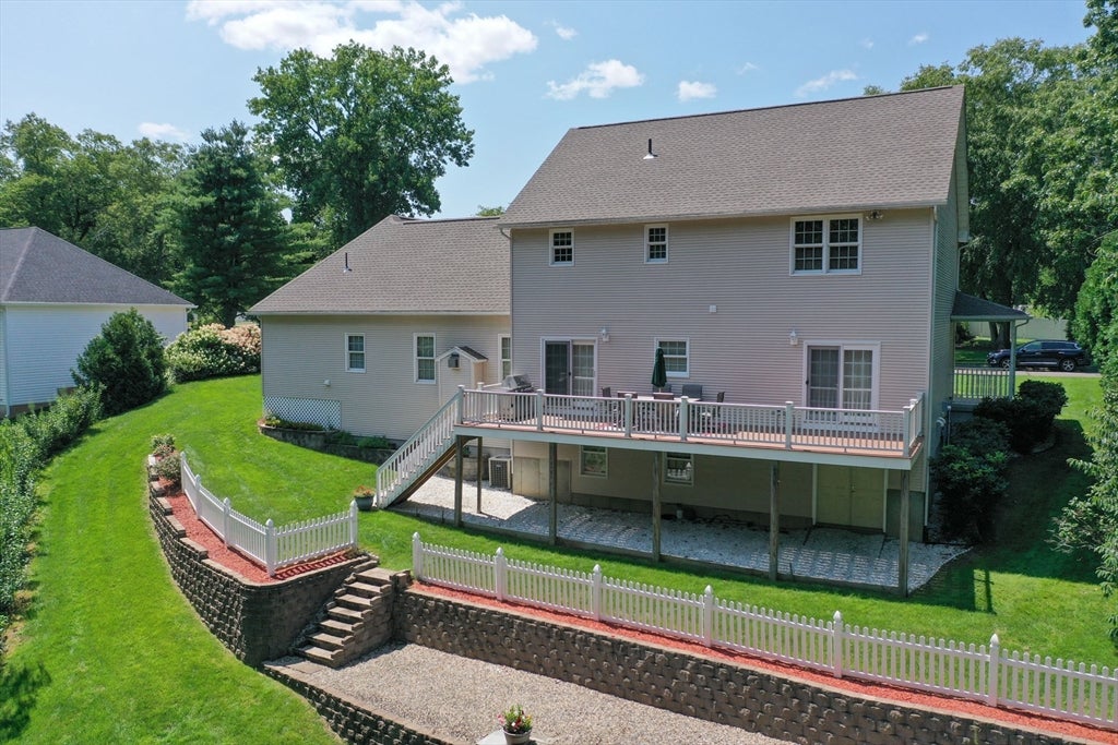 20 Nolan Lane, Agawam, MA Photo #38