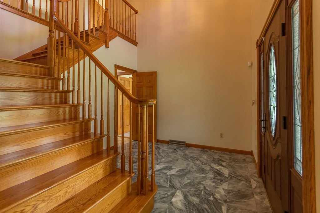 20 Nolan Lane, Agawam, MA Photo #17