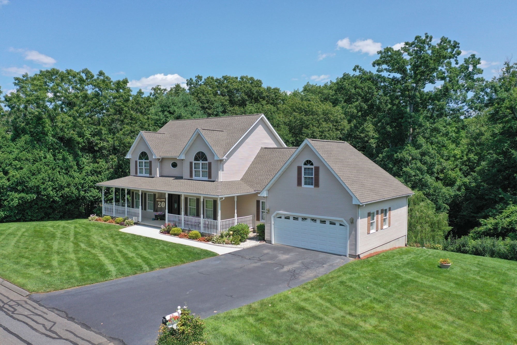 20 Nolan Lane, Agawam, MA, 20 Nolan Lane, Agawam, MA Photo #2