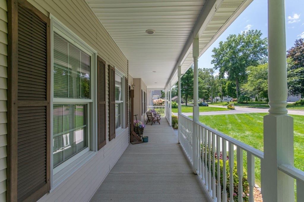 20 Nolan Lane, Agawam, MA Photo #33
