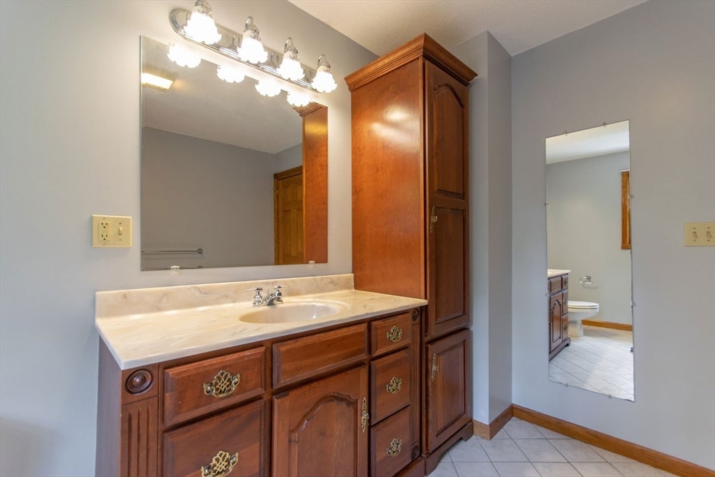 20 Nolan Lane, Agawam, MA Photo #22