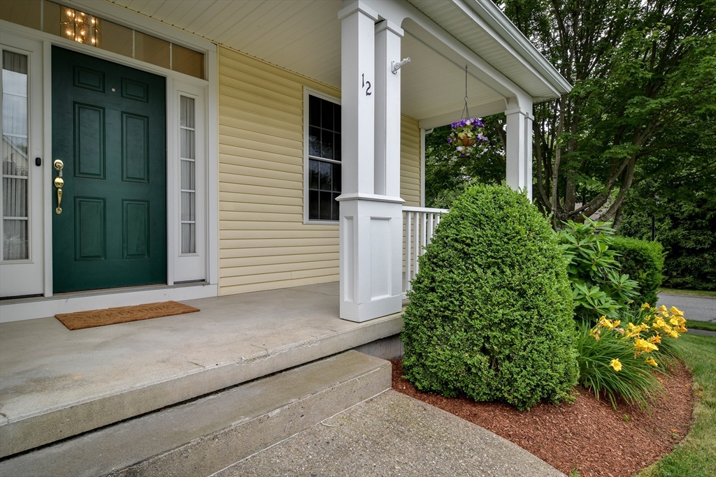 12 Braeburn Lane 12