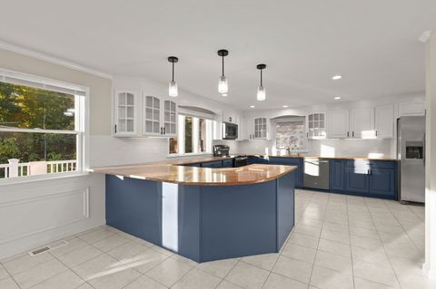 Photo of 767 Walnut Street, Lynnfield, MA 01940 (MLS # 73489403)