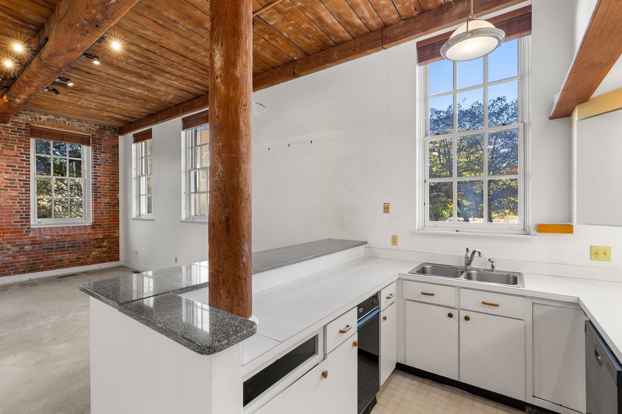 48 Kent St #6, Newburyport, MA, 48 Kent St #6, Newburyport, MA Photo #12