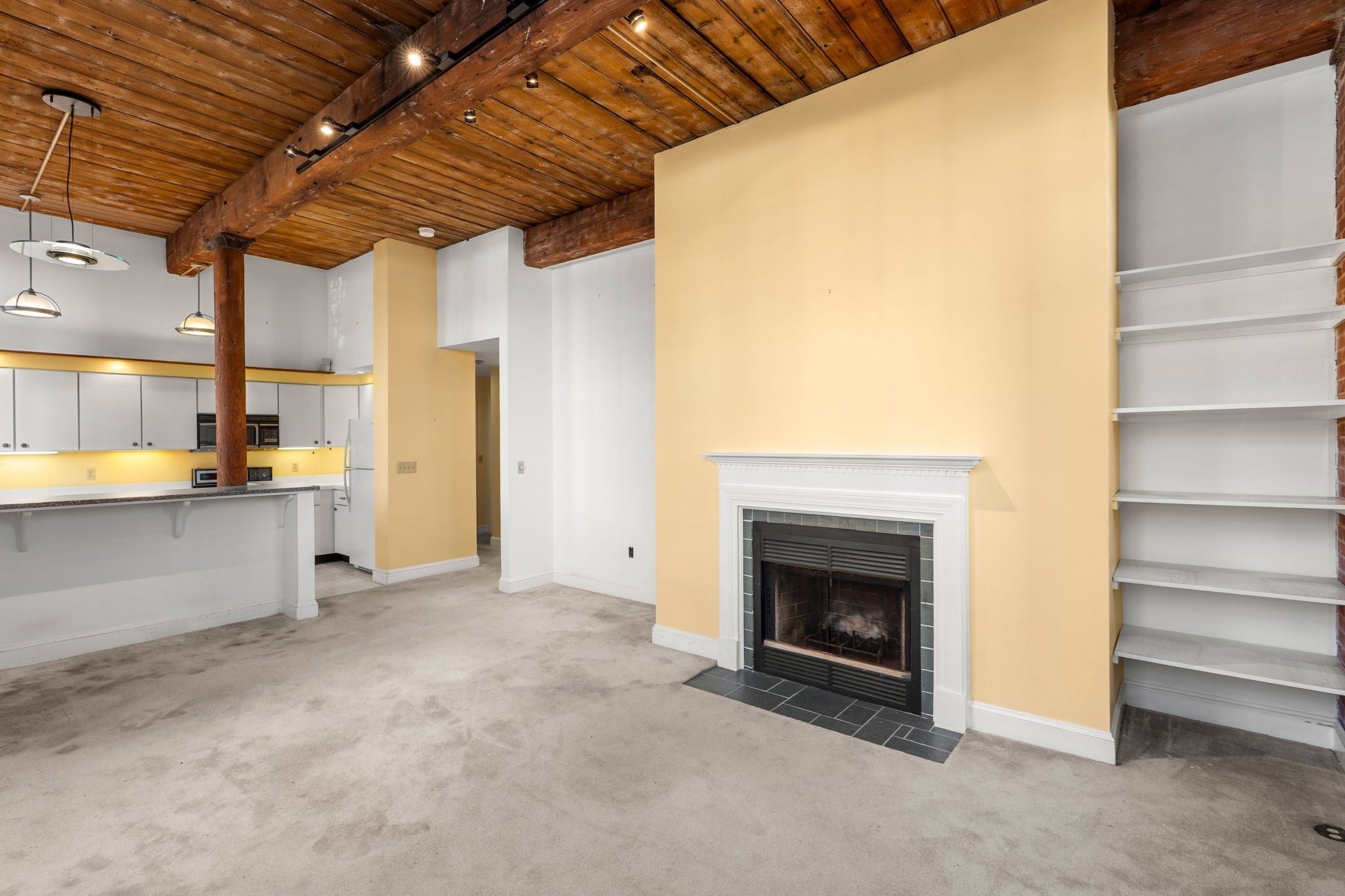 48 Kent St #6, Newburyport, MA, 48 Kent St #6, Newburyport, MA Photo #6