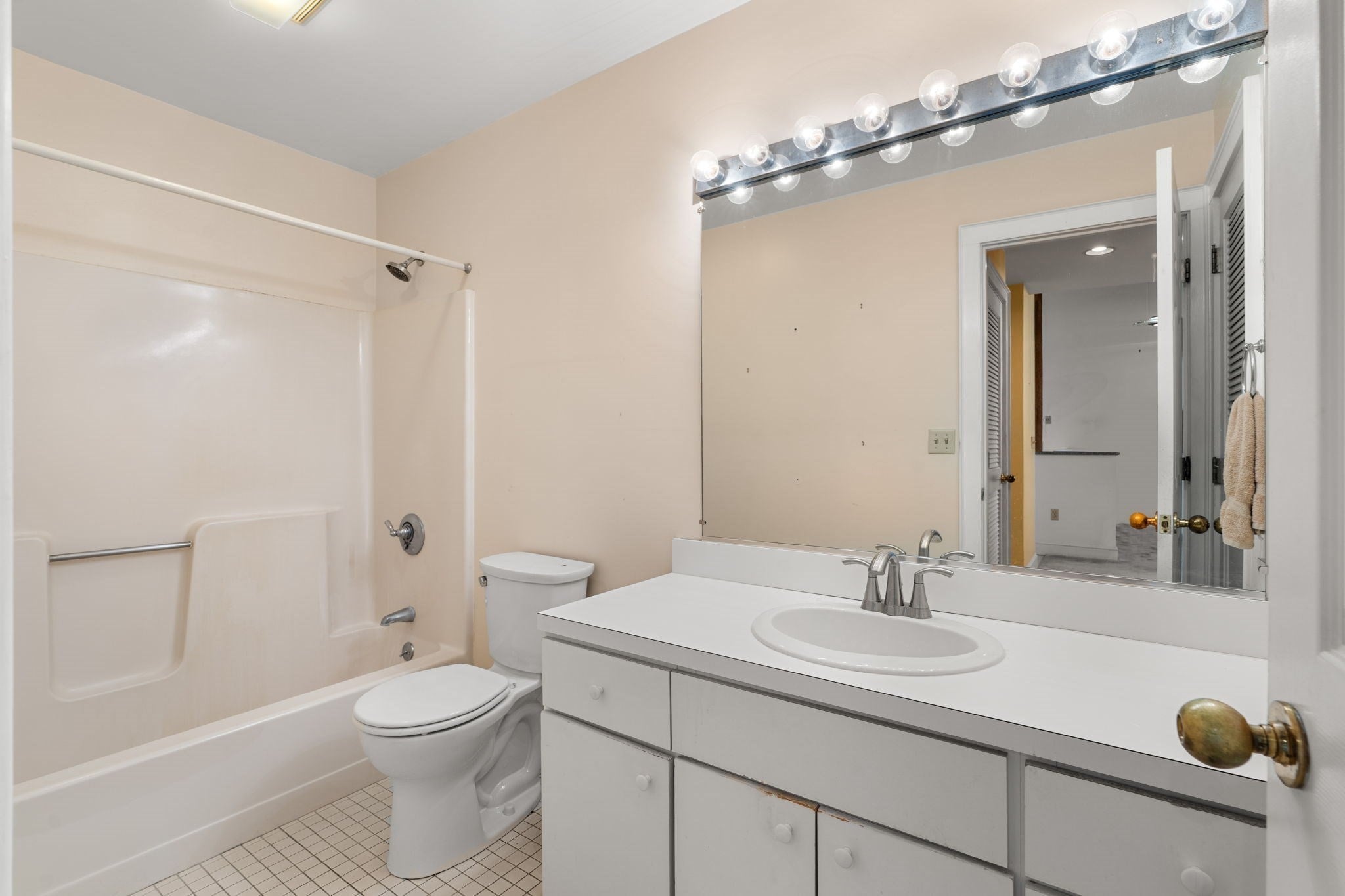 48 Kent St #6, Newburyport, MA, 48 Kent St #6, Newburyport, MA Photo #18