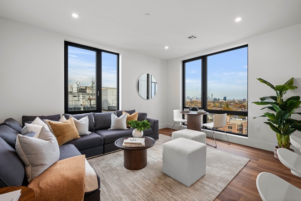 1515 Commonwealth Ave 508