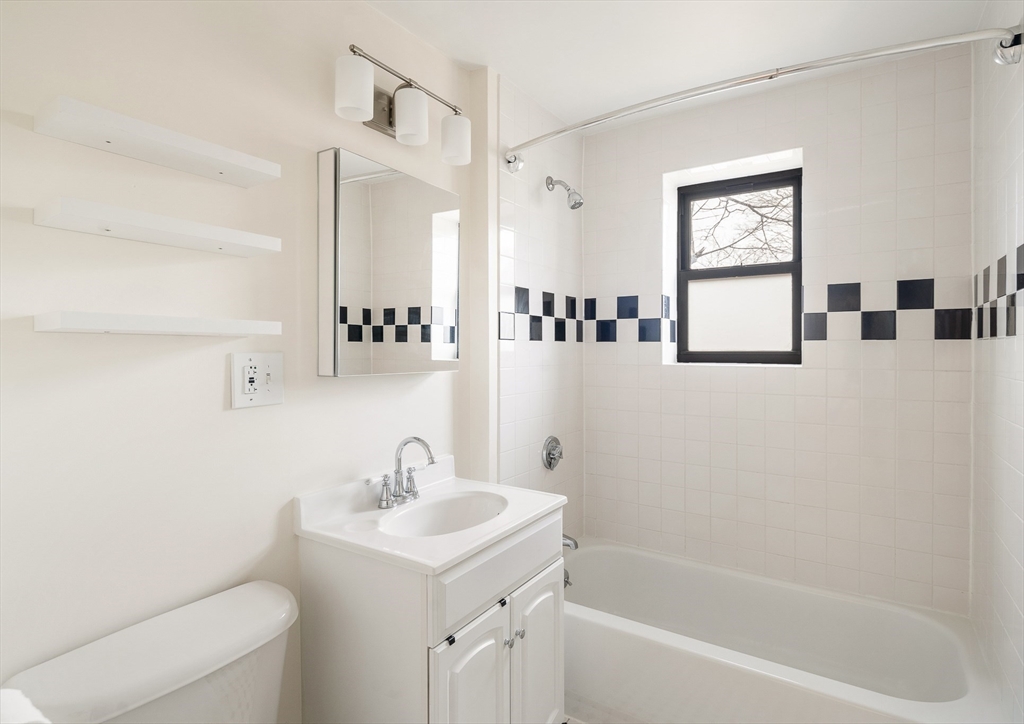 44 Lafayette Ave #308, Chelsea, MA Photo #17