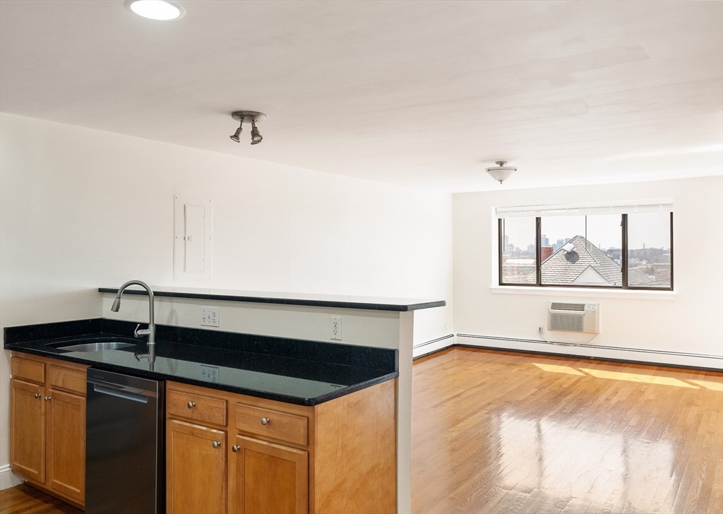 44 Lafayette Ave #308, Chelsea, MA Photo #7