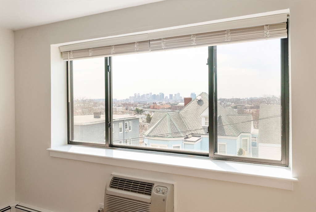 44 Lafayette Ave. 308