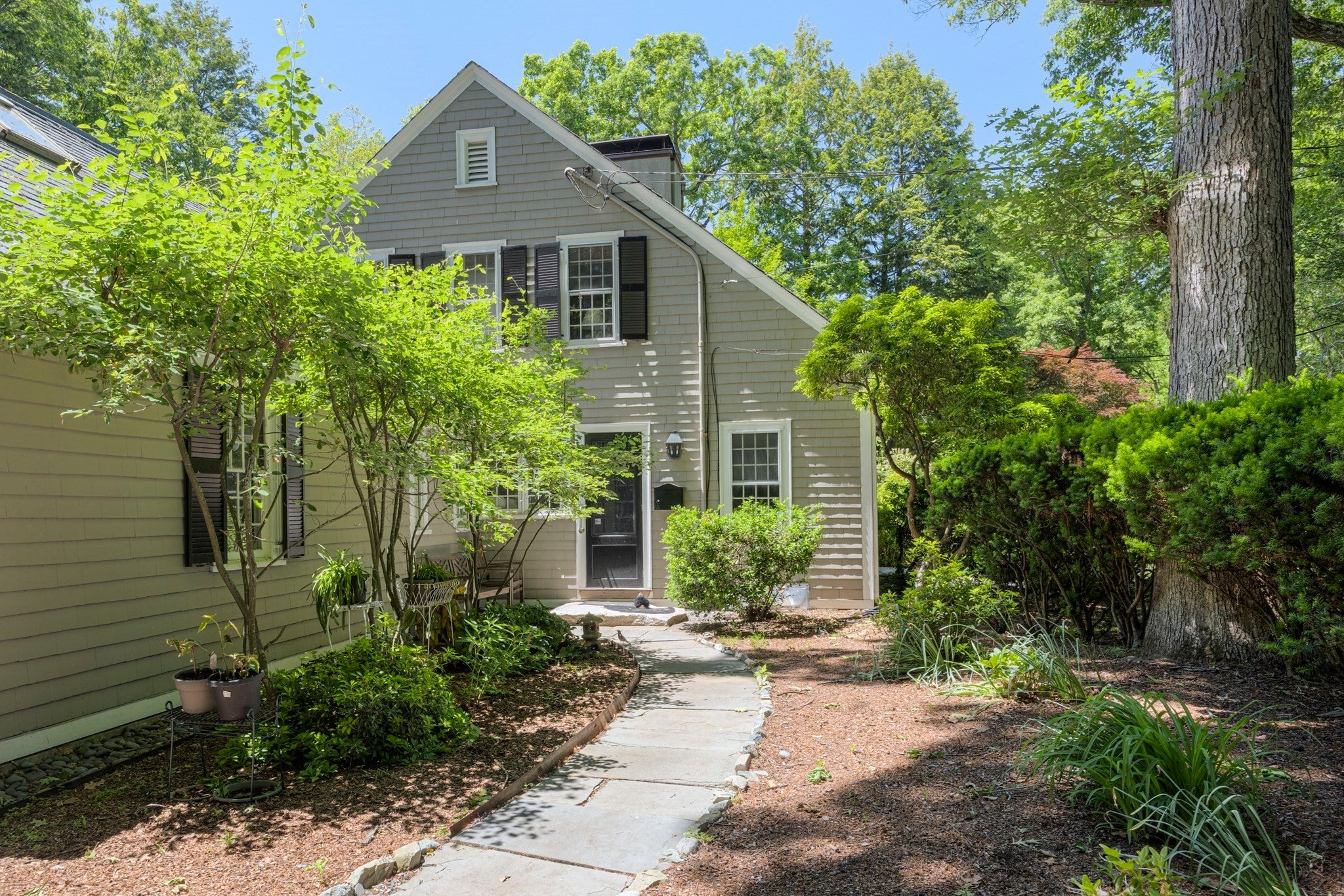 284 Woodland Road