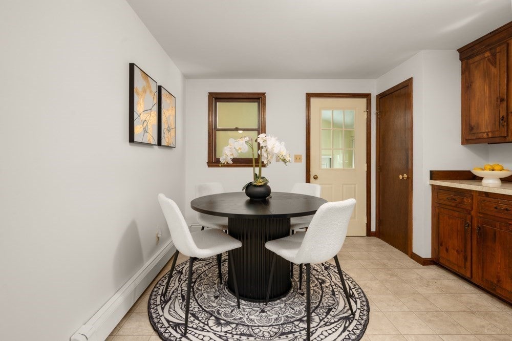 13 Pinewood Rd, Chelmsford, MA Photo #10