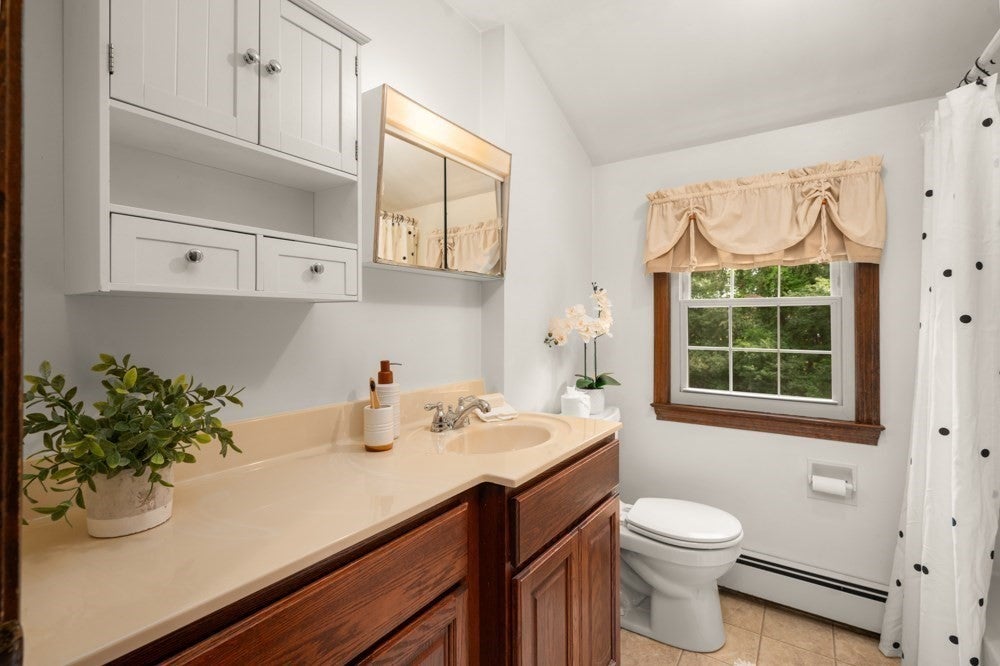 13 Pinewood Rd, Chelmsford, MA Photo #13