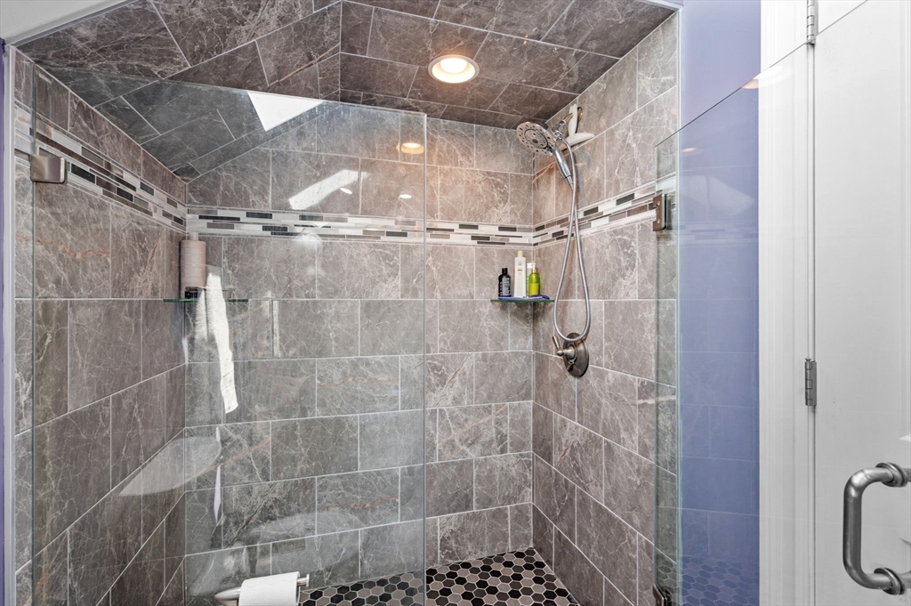 52 Ashland St #52, Medford, MA Photo #23