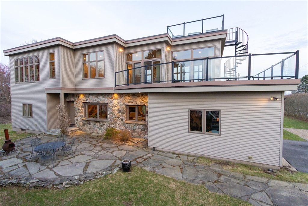8 Goldfinch Way