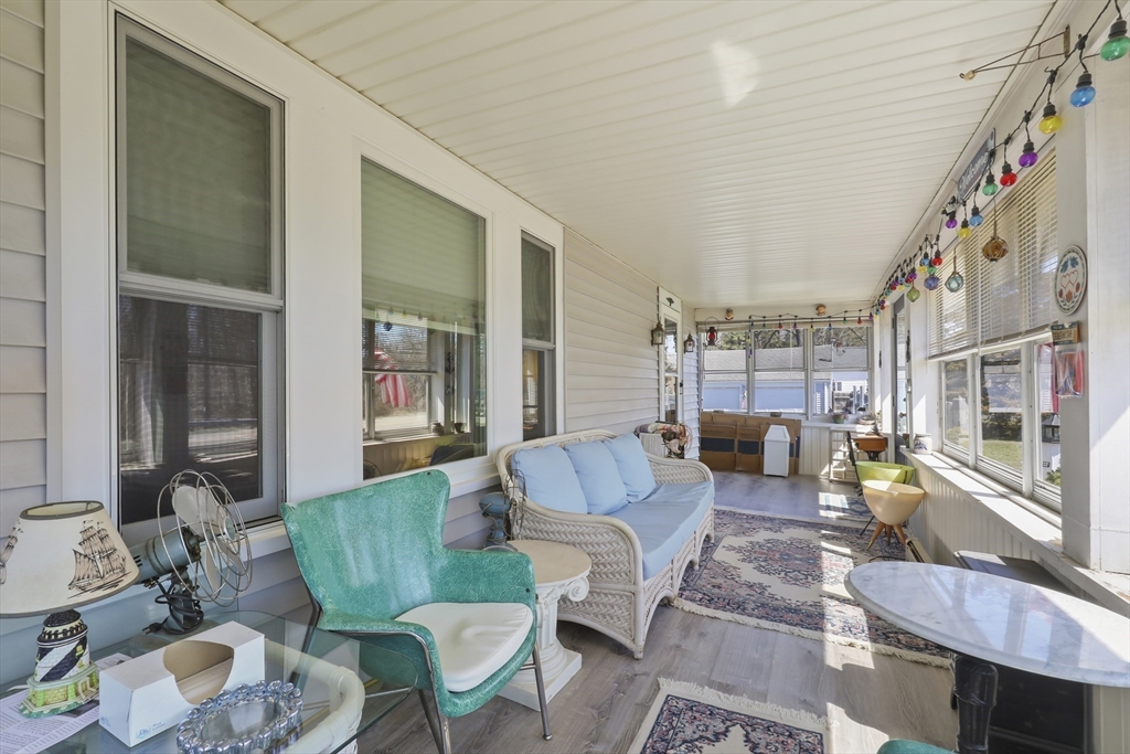 2614 Cranberry Highway