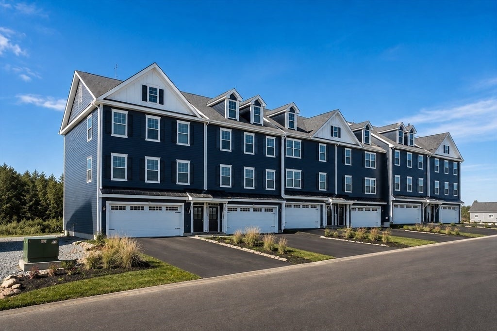 30 Elise Avenue #15, Londonderry, NH, 30 Elise Avenue #15, Londonderry, NH Photo #40