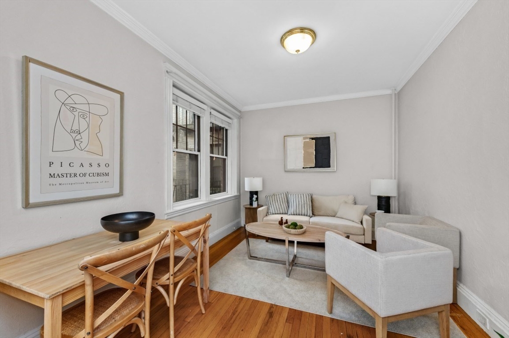 65 Lanark Rd 2