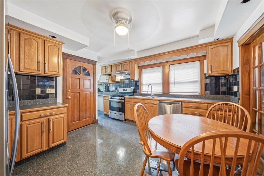 17-19 Berry St, Quincy, MA Photo #24