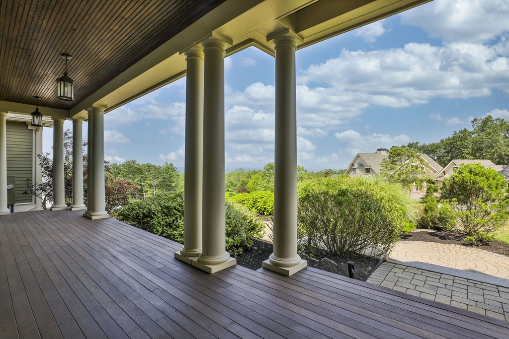 108 Oak Trail