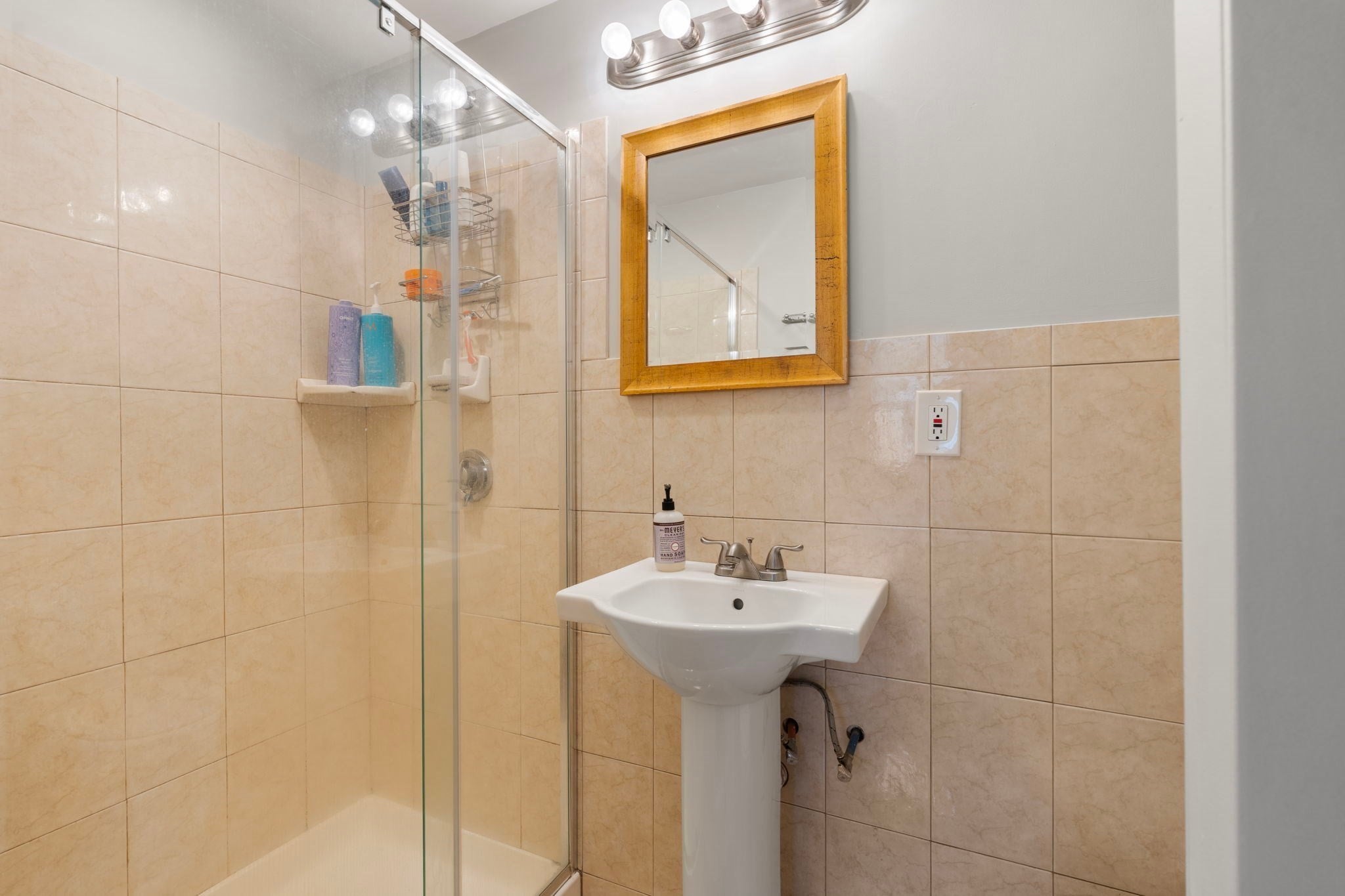 209 Bunker Hill St #1, Boston, MA, 209 Bunker Hill St #1, Boston, MA Photo #9