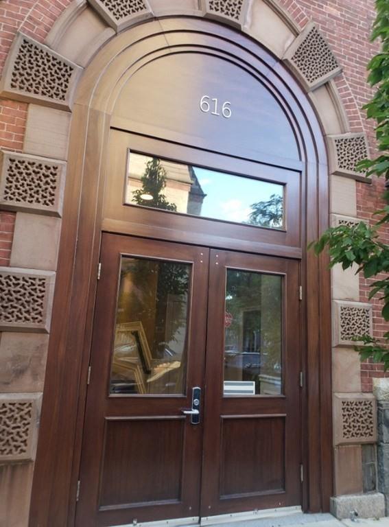 616 East Fourth Street 404