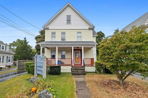 69 Willard St Quincy MA 02169