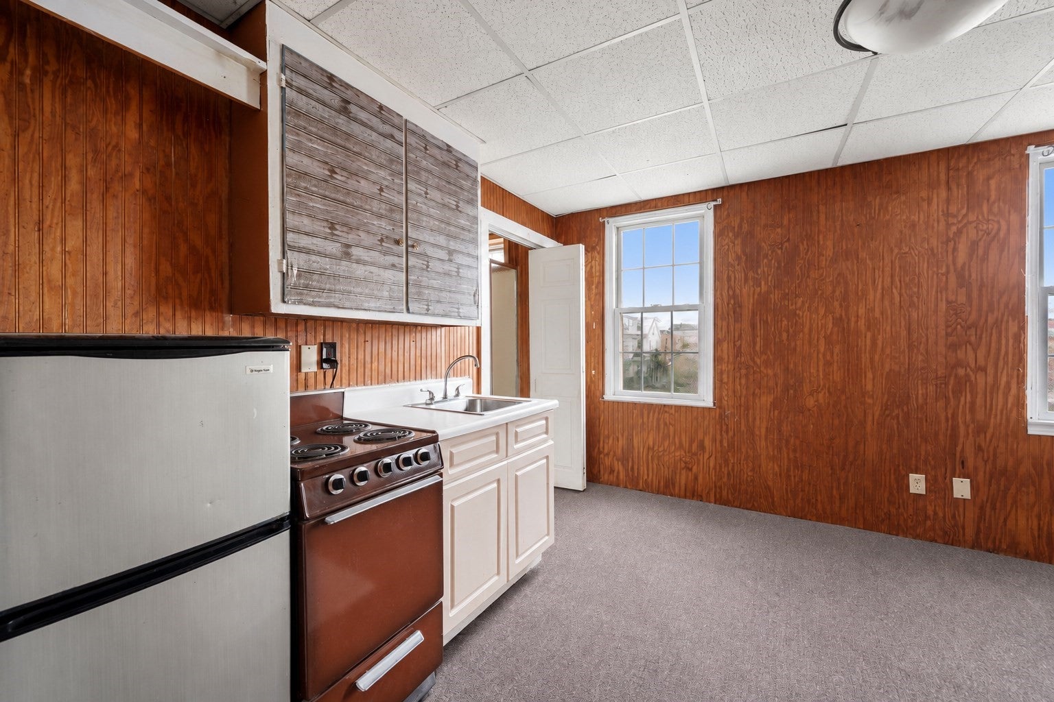 270 Bank St, Fall River, MA, 270 Bank St, Fall River, MA Photo #15