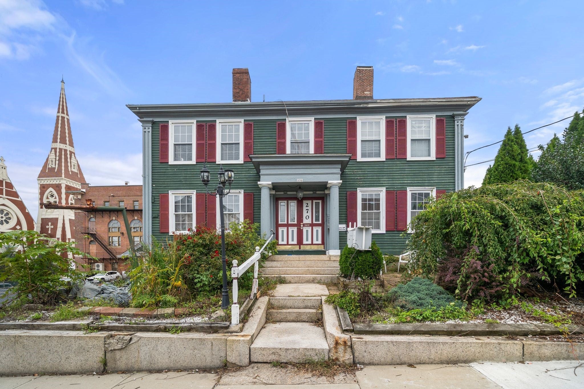 Photo of 270 Bank St, Fall River, MA