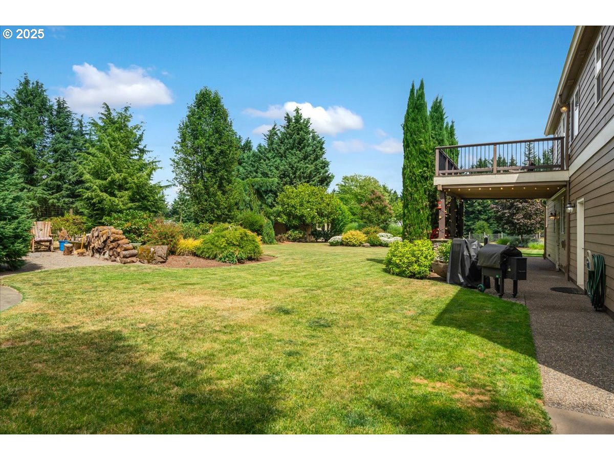 Oregon City, Oregon 97045, United States, 4 Bedrooms Bedrooms, ,3 BathroomsBathrooms,Residential,Active,169536