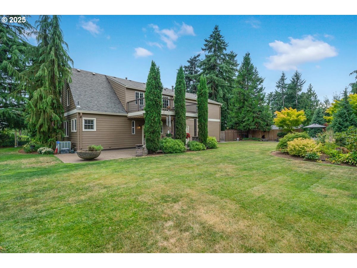 Oregon City, Oregon 97045, United States, 4 Bedrooms Bedrooms, ,3 BathroomsBathrooms,Residential,Active,169536